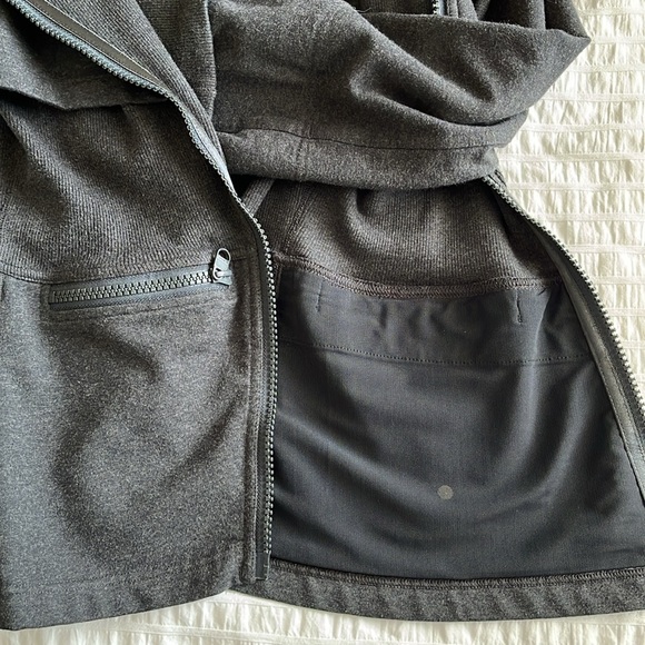 Lululemon Full Zip L/S Jacket, Grey, 6 - Picture 13 of 13